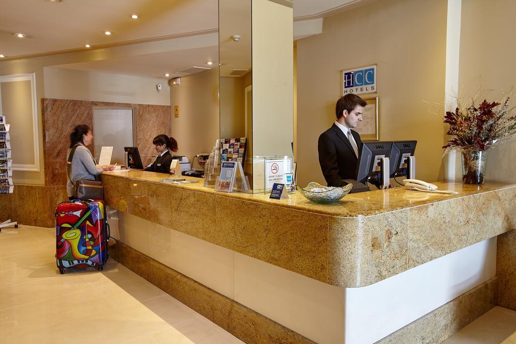 Vincci Mae Hotel 4*