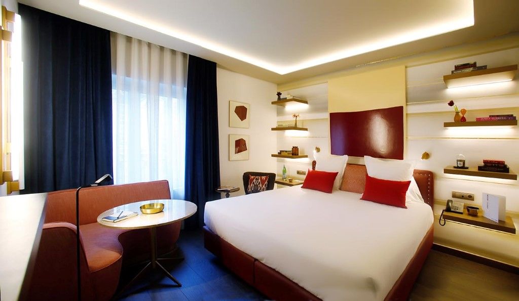 Vincci Mae Hotel 4*